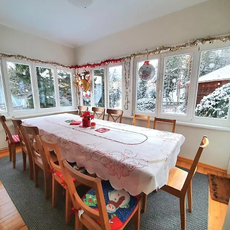 Holiday home Burzynin *